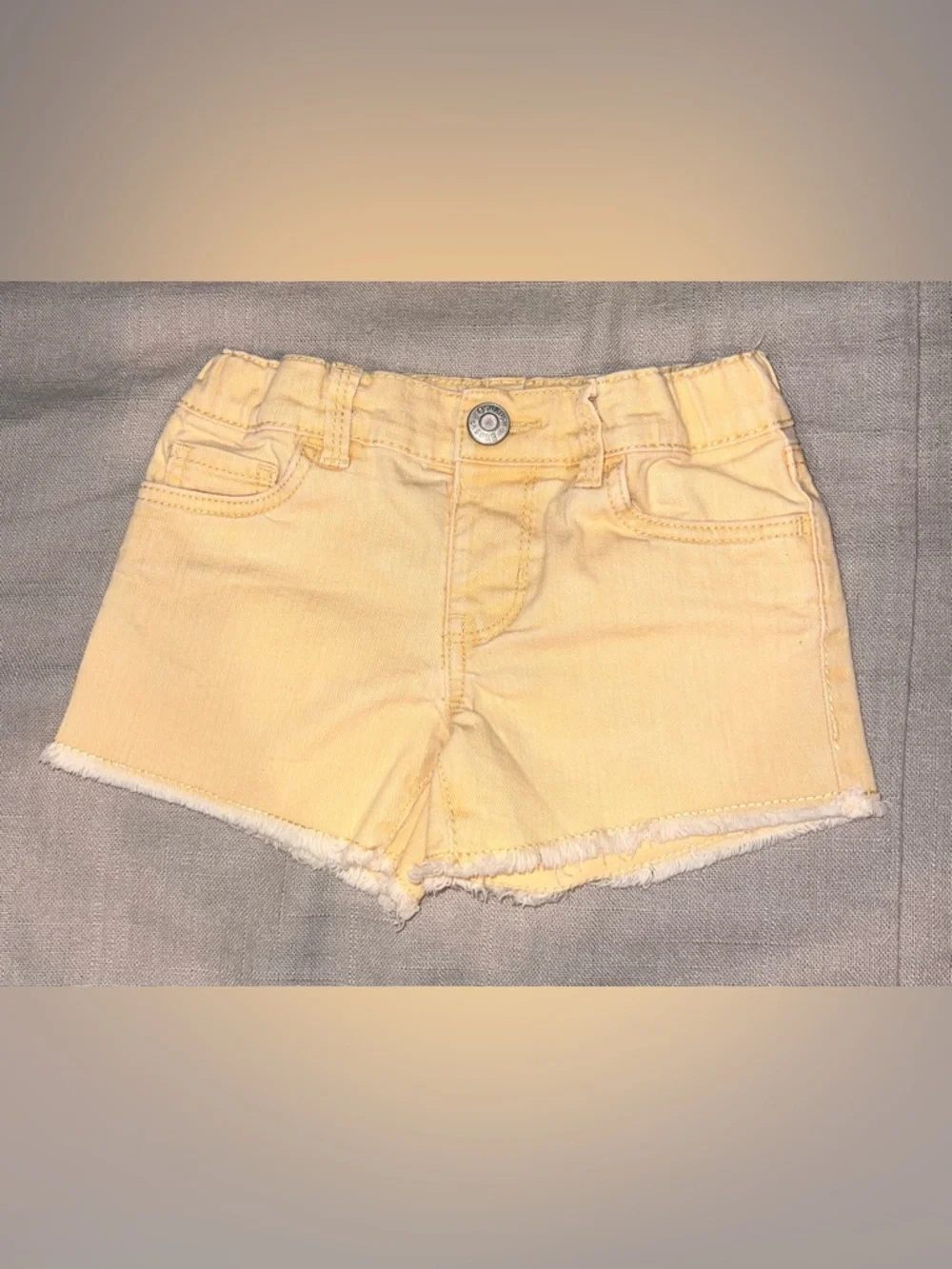 OshKosh B'gosh Yellow‎ Denim Shorts with Frayed Hem size 2T